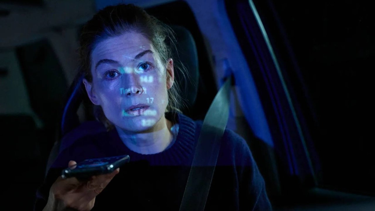 Hallow Road Movie Screenshot 1