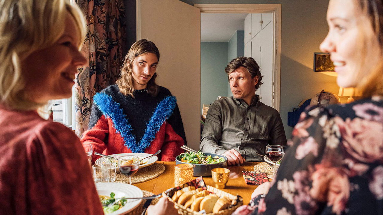 Four Little Adults Movie Screenshot 3