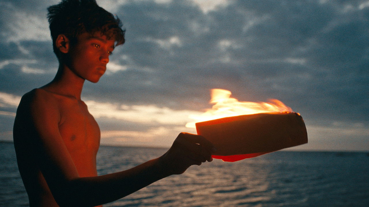 Your Touch Makes Others Invisible Movie Screenshot 1