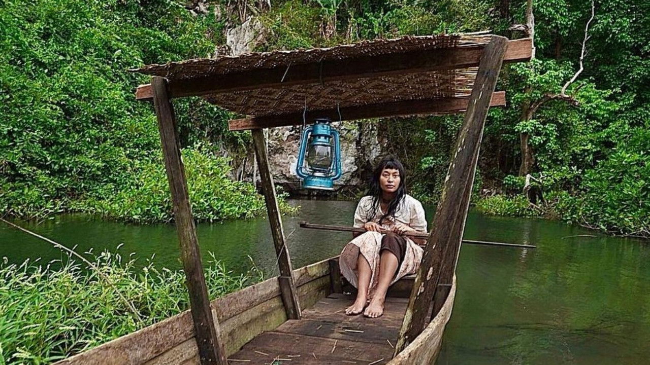 Telaga Suriram Movie Screenshot 2