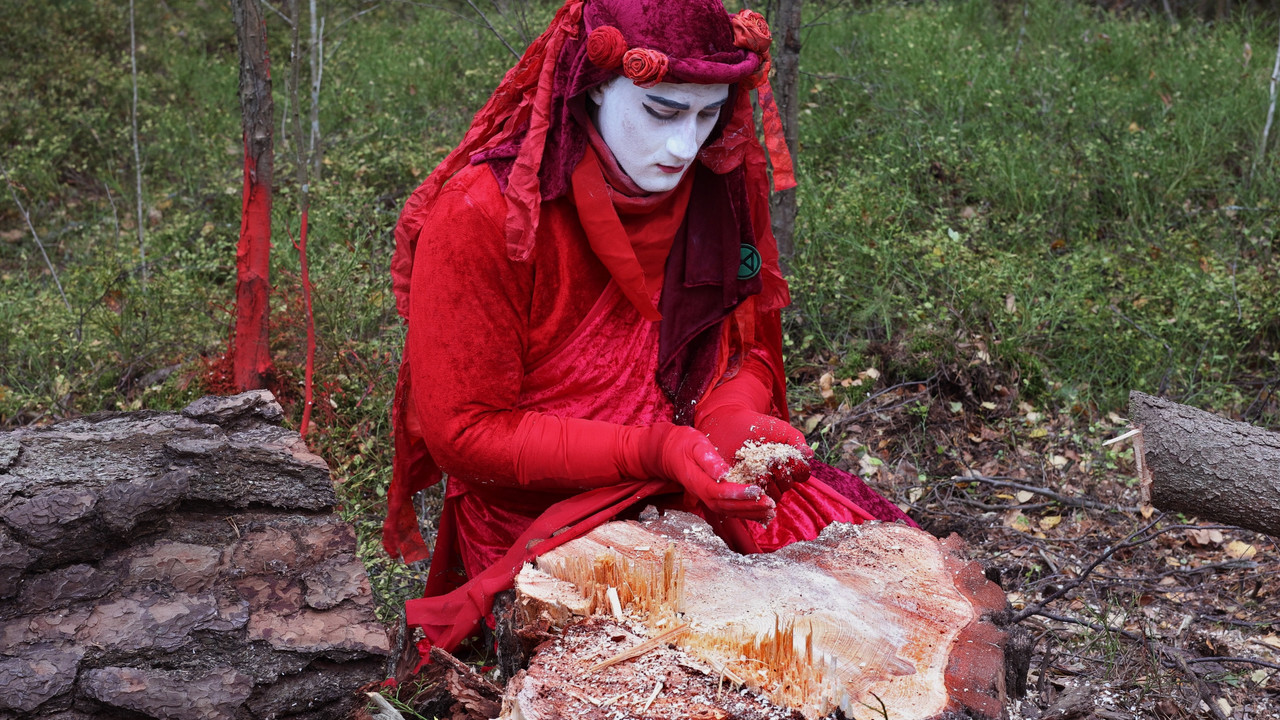 Rebellion for Future Movie Screenshot 1