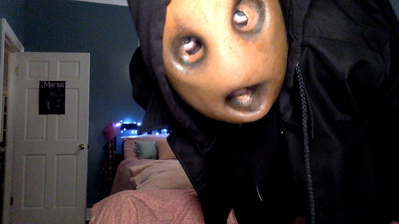 Strange Harvest Movie Screenshot 1