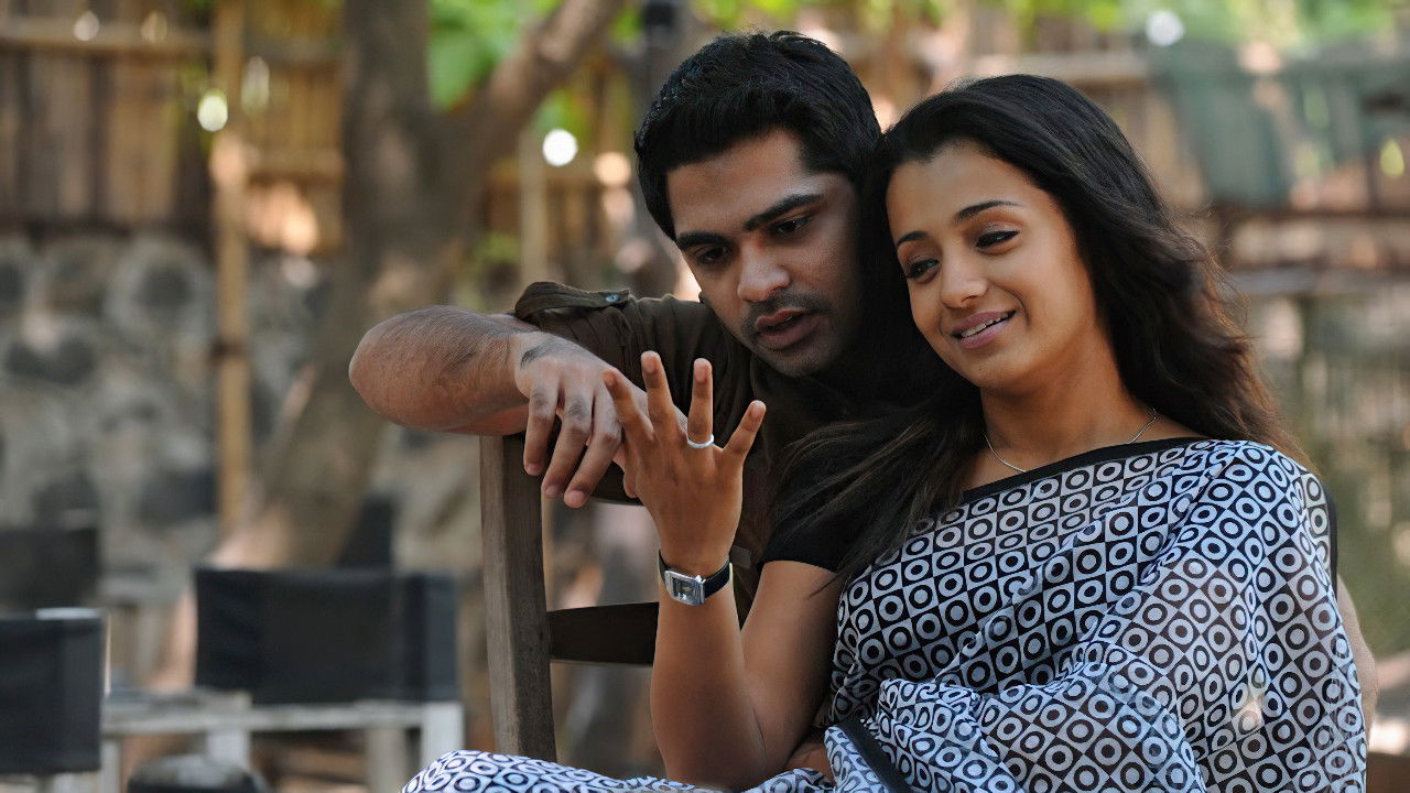 Vinnaithaandi Varuvaayaa Movie Screenshot 5