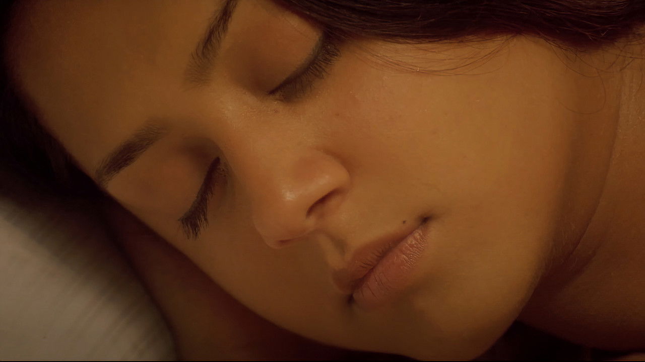 Maayavi Movie Screenshot 2