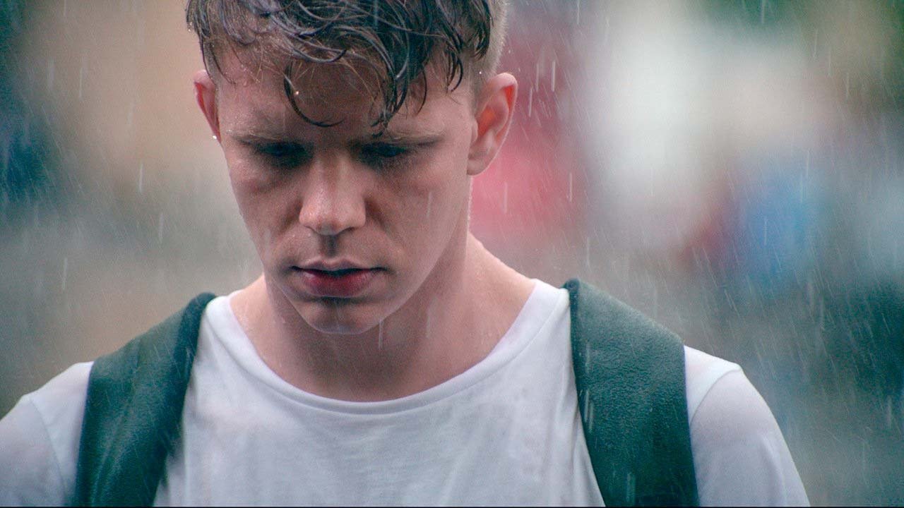 Tutor Movie Screenshot 1