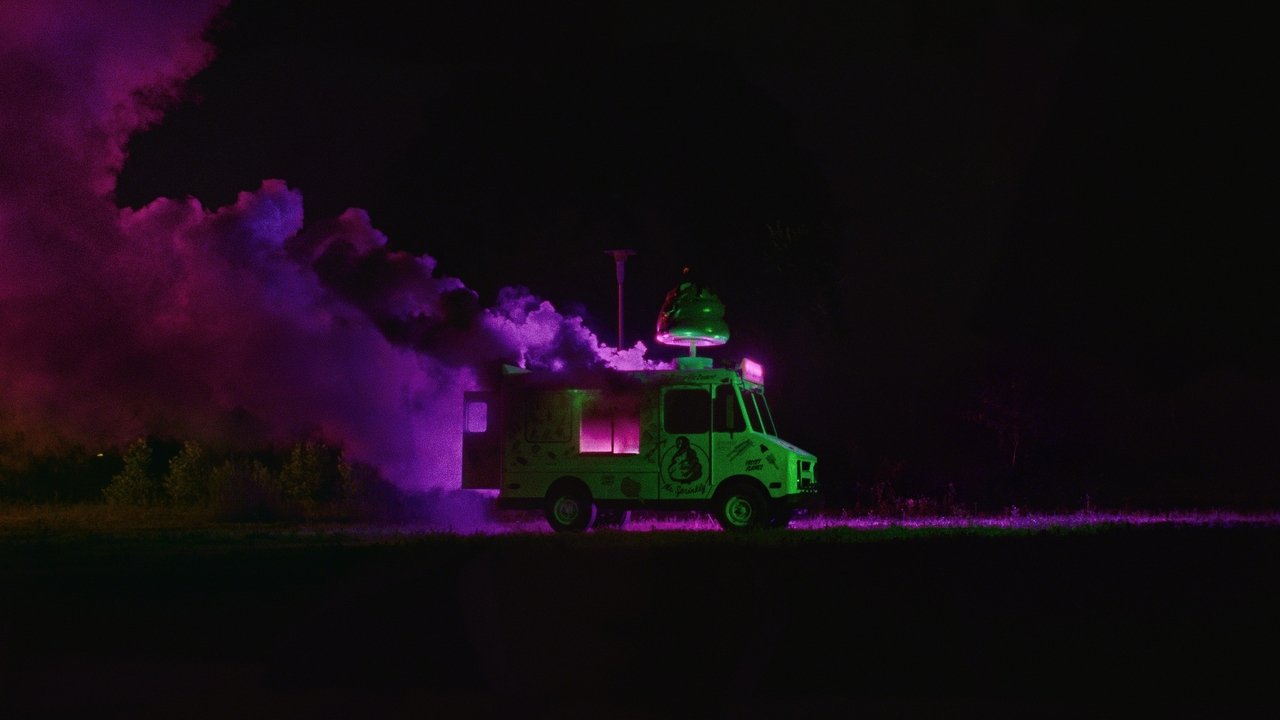 I Saw the TV Glow Movie Screenshot 2