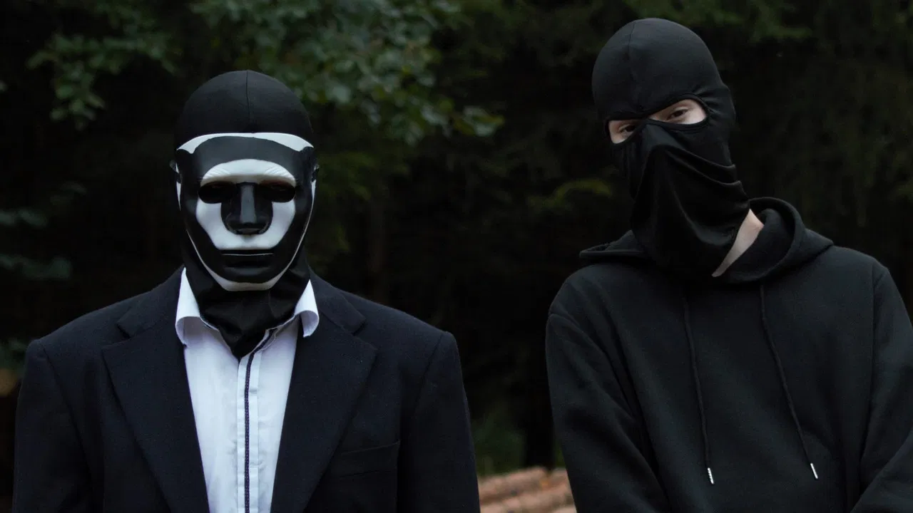 Dyntyamond Movie Screenshot 1