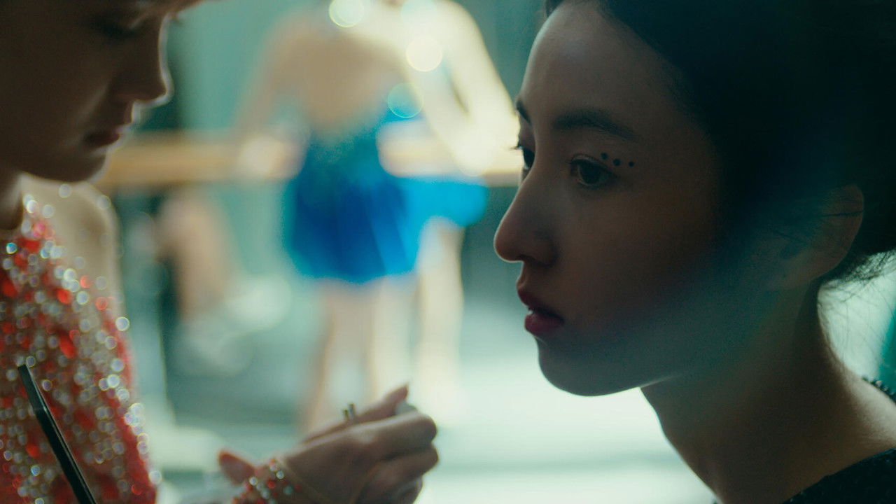 Girl on Edge Movie Screenshot 1