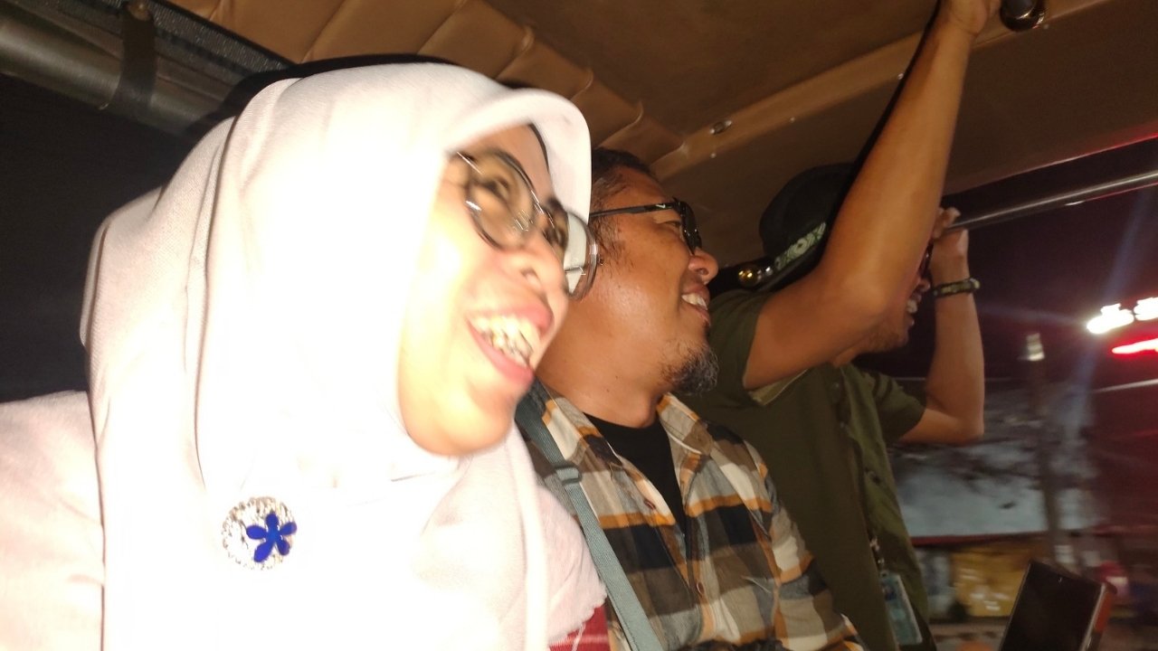 Passport To Myself : Where Can We Find Happiness? Movie Screenshot 3