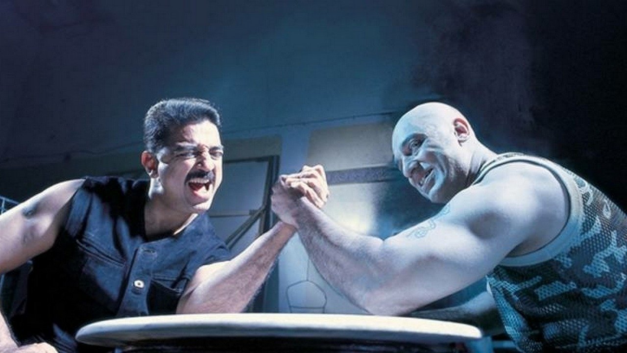 Aalavandhan Movie Screenshot 3