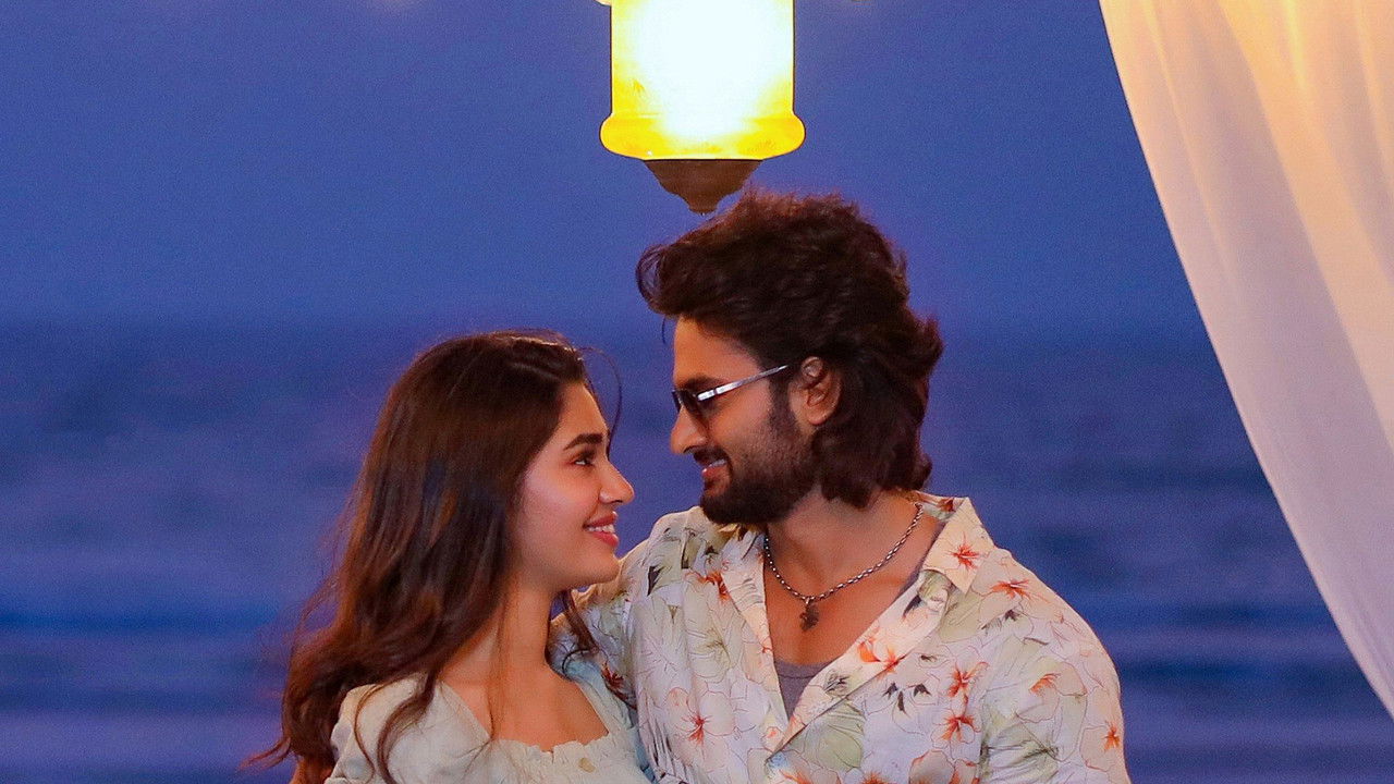 Aa Ammayi Gurinchi Meeku Cheppali Movie Screenshot 1