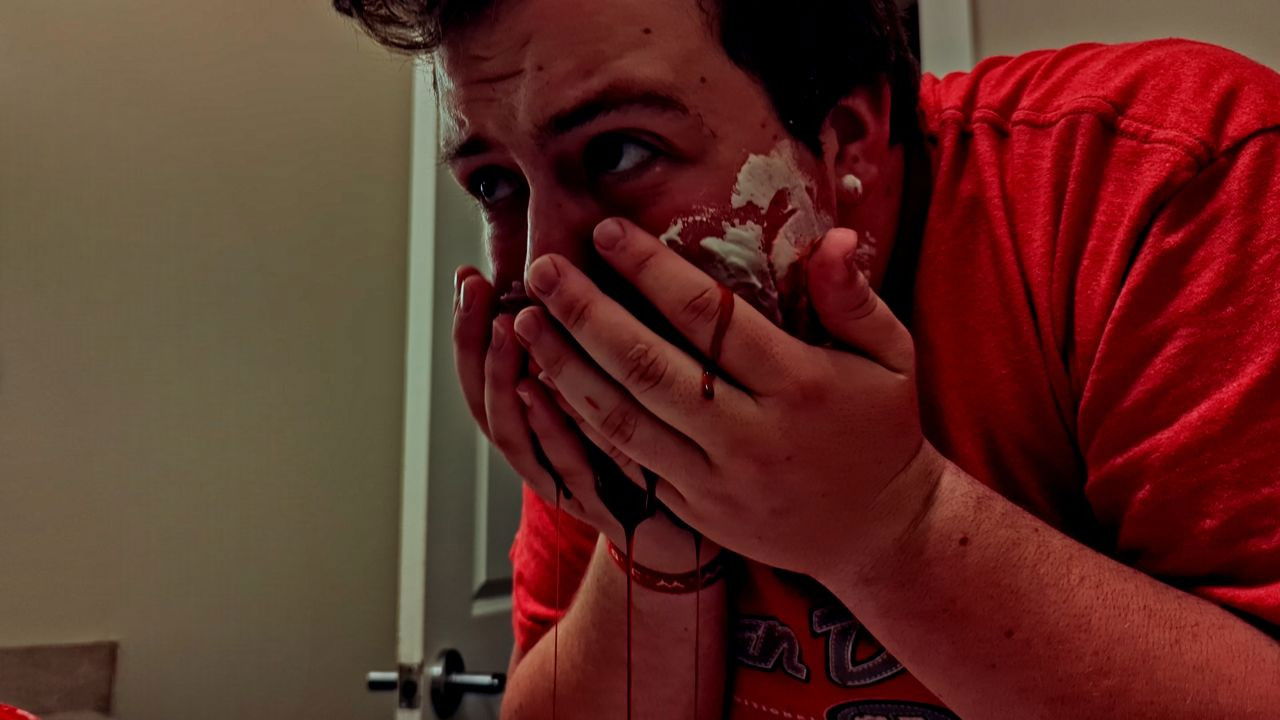 A Bad (Facial) Hair Day Movie Screenshot 5