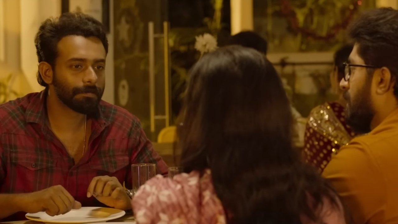 Khali Purse of Billionaires Movie Screenshot 3