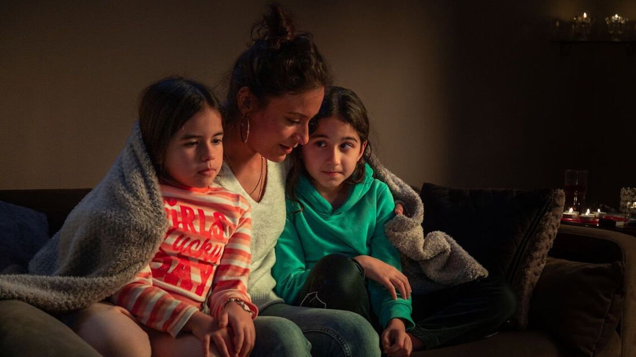 The Hunt for Meral Ö. Movie Screenshot 5