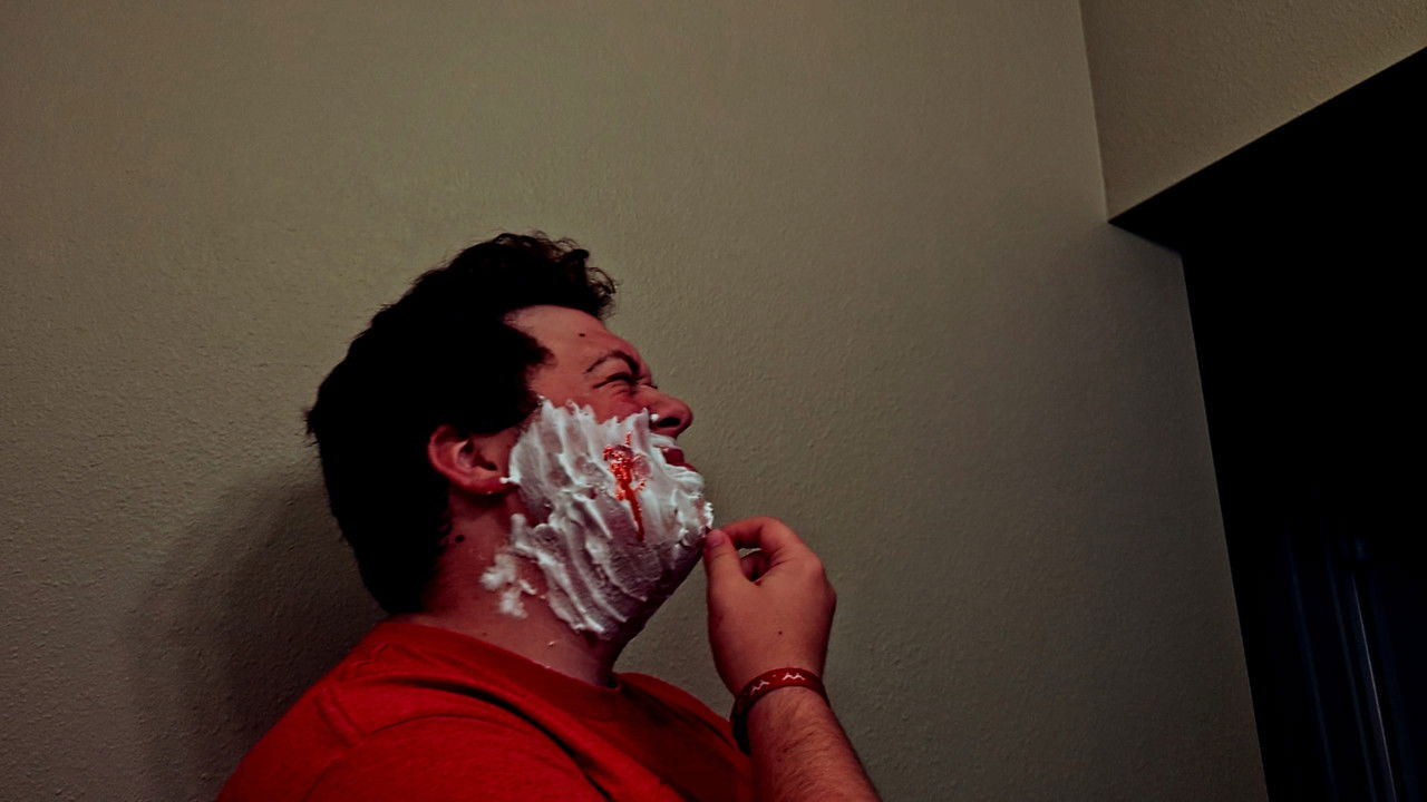 A Bad (Facial) Hair Day Movie Screenshot 3